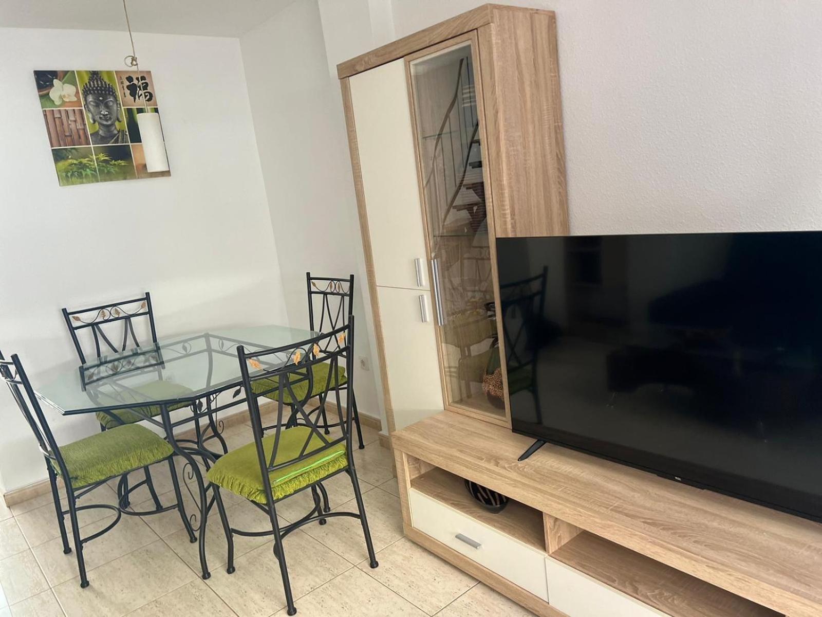Apartment Arcoiris Paradise A 300 Metros De La Playa ,piscina Y Parque Infantil Callao Salvaje
