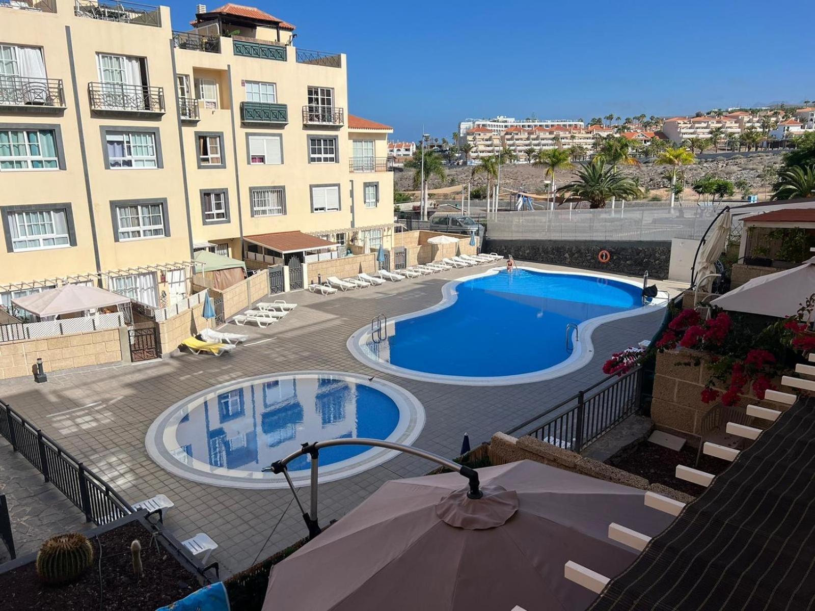Arcoiris Paradise A 300 Metros De La Playa ,piscina Y Parque Infantil Callao Salvaje